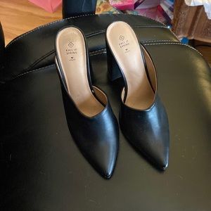 Open back heel, pleather material